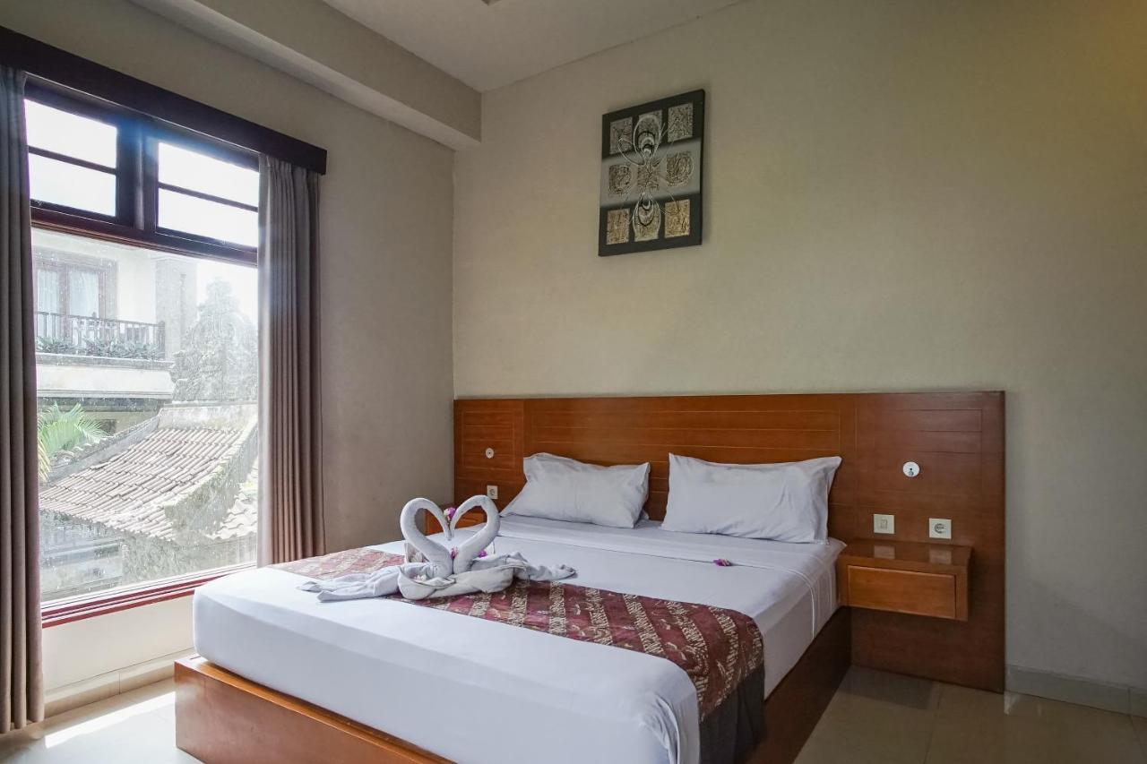 Akarsa Transit Hotel ซานูร์ ภายนอก รูปภาพ